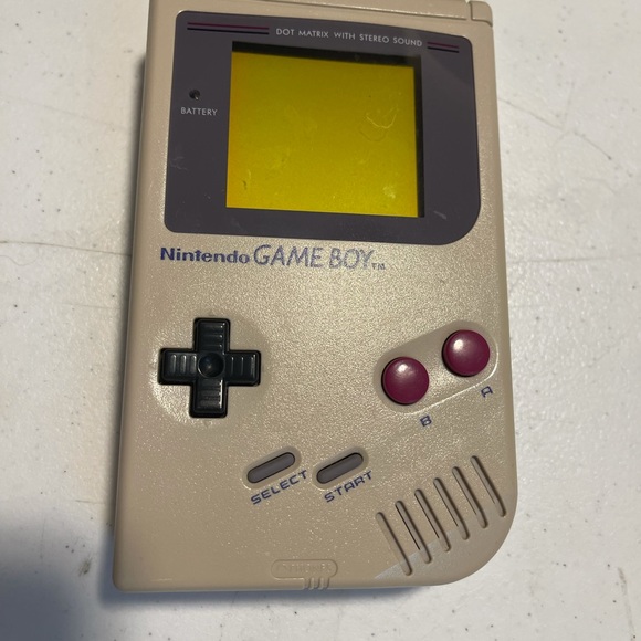 Gameboy Bundle w/Games - Picture 2 of 14